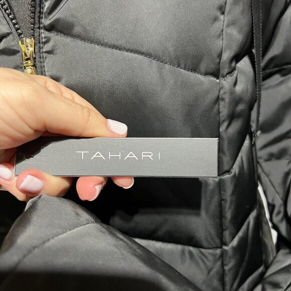 Gorgeous Tahari Mid Length Puffer Coat w/faux fur hood trim In Blk Plus Size XXL - Picture 13 of 15